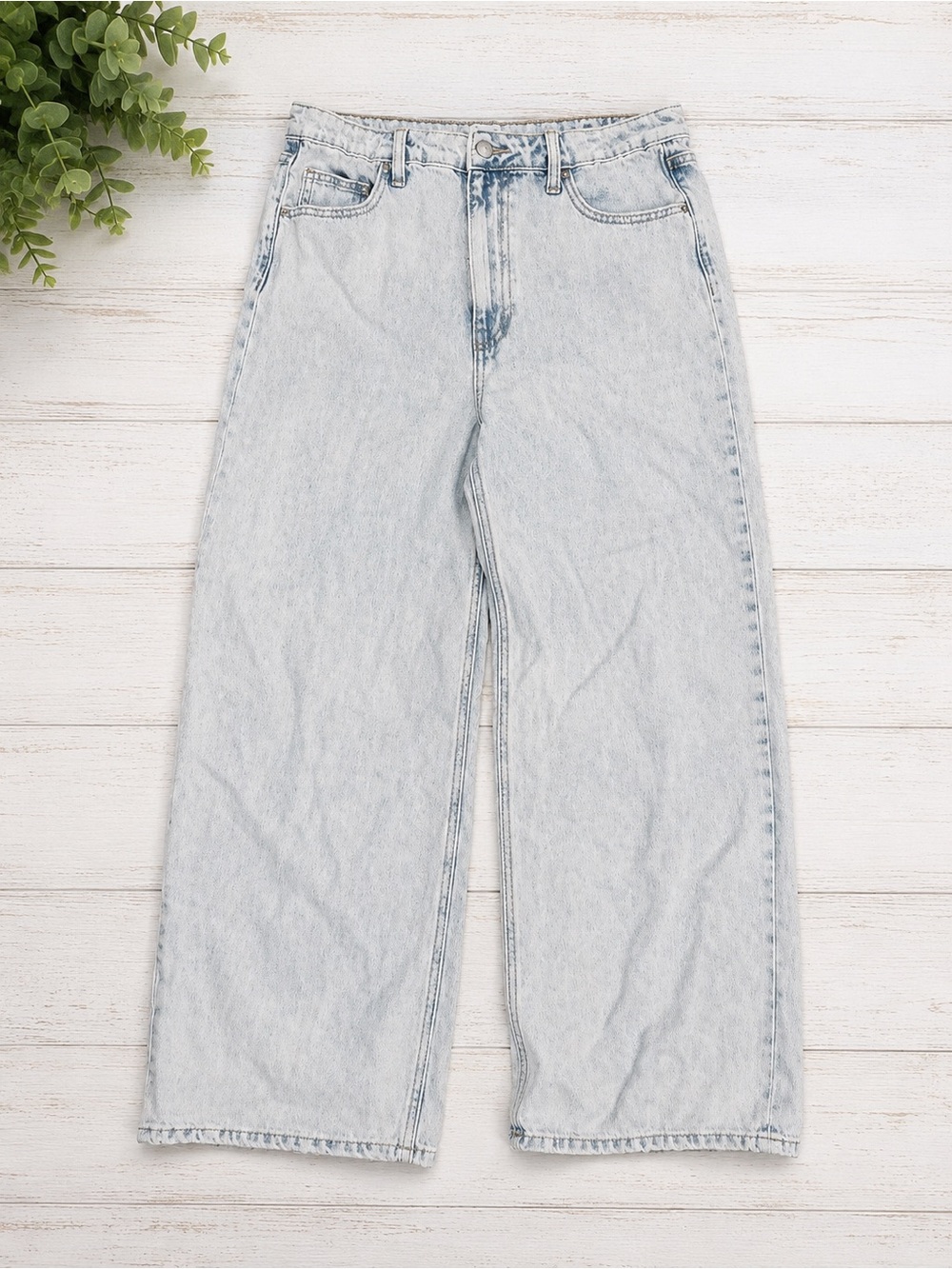 Zenana High Rise Wide Leg Jeans Light Wash Size 30 Boutique Denim